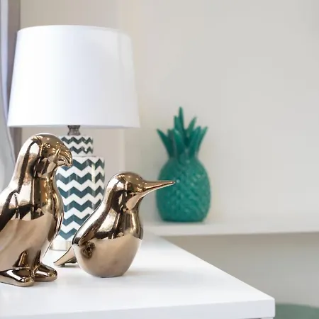 Lovelystay - Wohaza With Free Private Parking Oporto