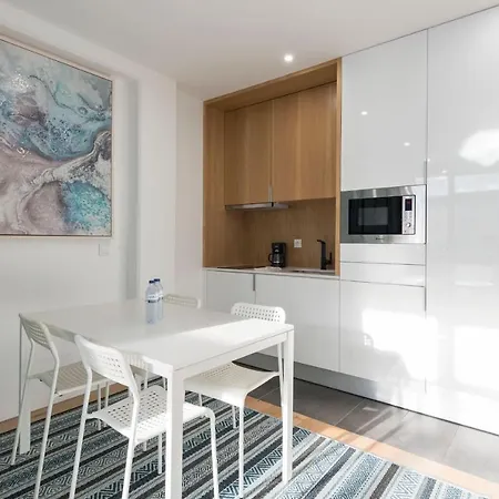 Lovelystay - Wohaza With Free Private Parking Apartman Porto